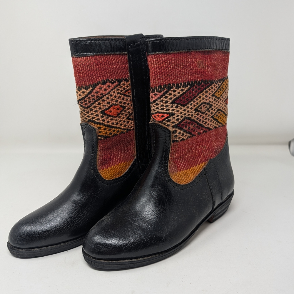 Handmade kilim & Leather Women's Boots From Morocco